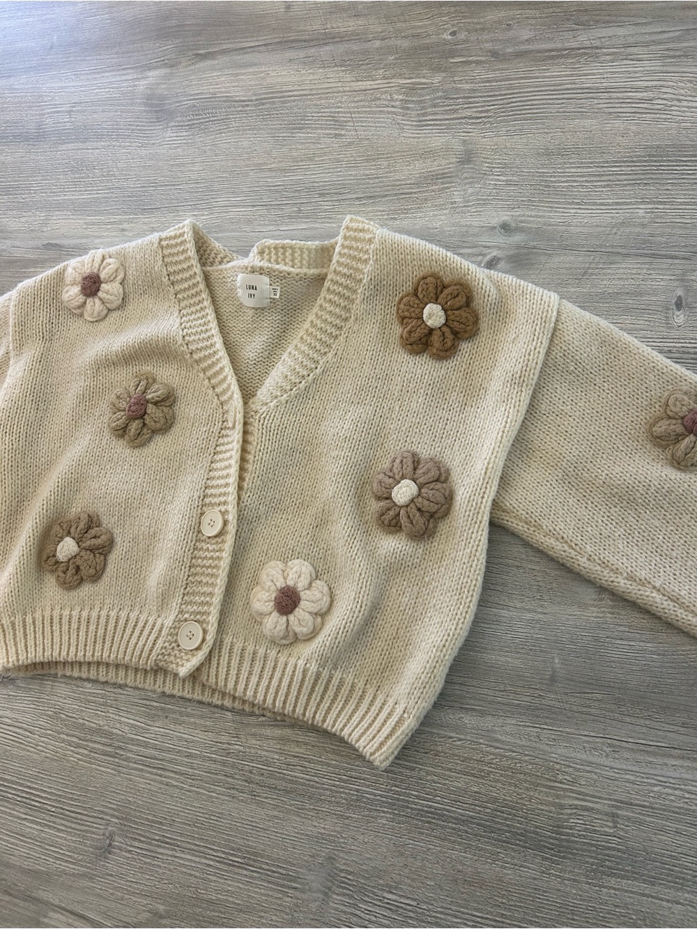 Luna Ivy Chunky 3D Flower Knit Cardigan Sweater – Neutral Cream/Brown XS